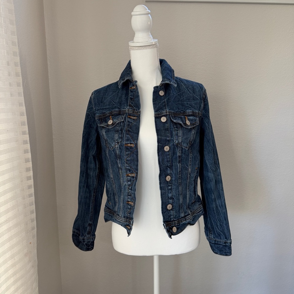 Women’s Old Navy Dark Denim button down Jacket Size S